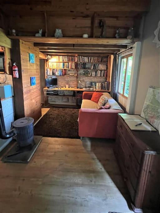 Saint-Laurent-de-Neste Cabane Dans Les Bois Avec Vue Sur Les Pyrenees מראה חיצוני תמונה