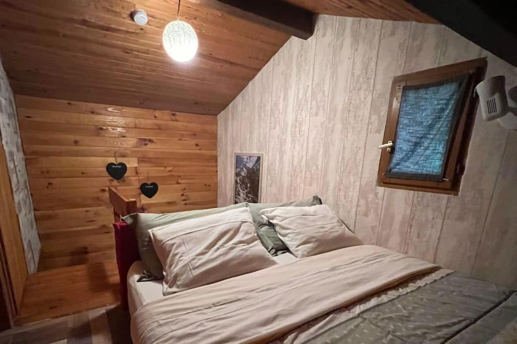 Saint-Laurent-de-Neste Cabane Dans Les Bois Avec Vue Sur Les Pyrenees מראה חיצוני תמונה